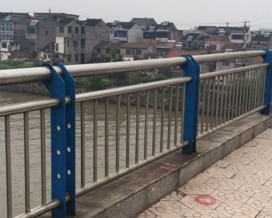 桥梁护栏