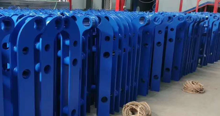 桥梁护栏商家出货意识增强 桥梁护栏商家出货意识增强